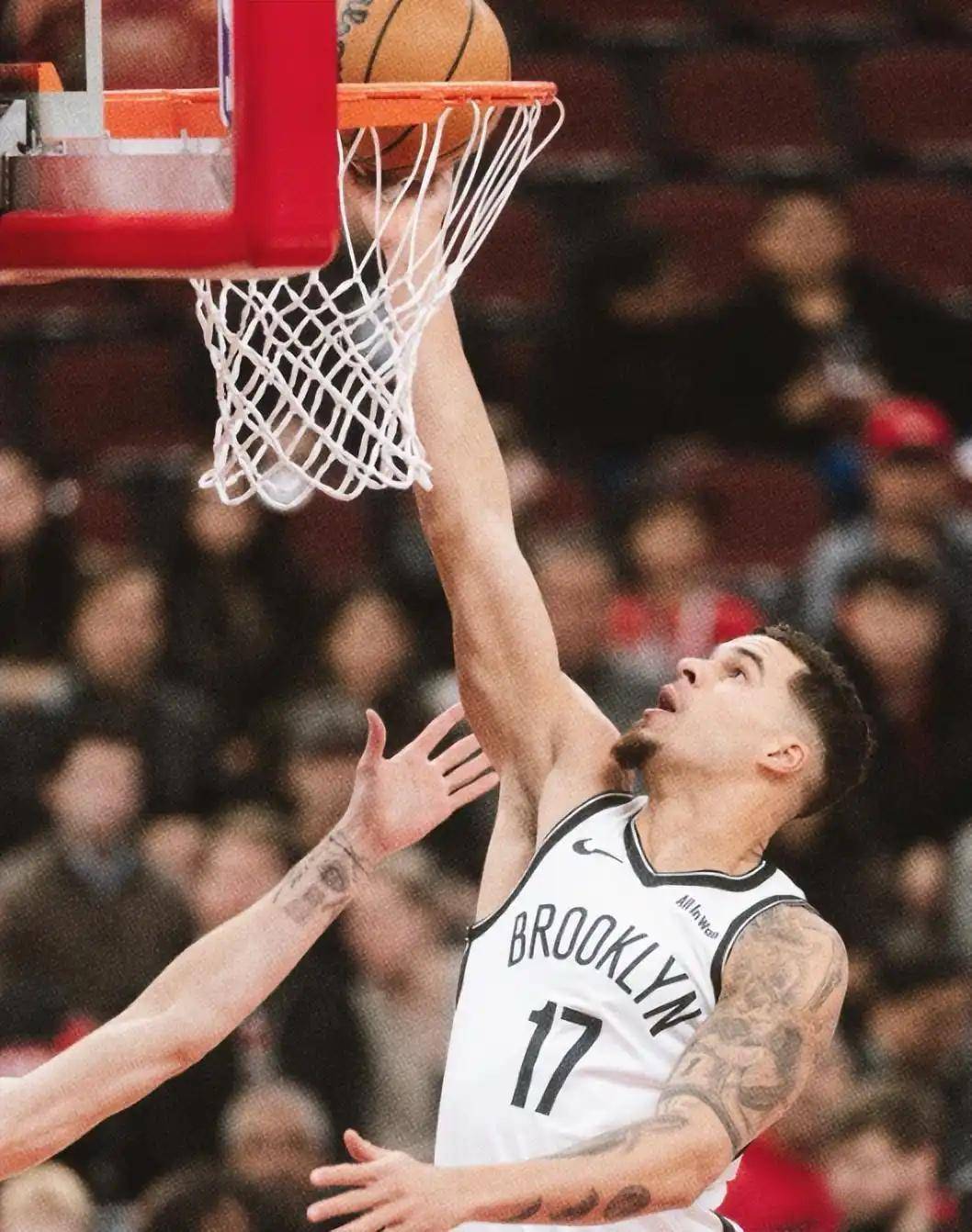 篮网惨败雄鹿,厄文得分爆发但无法改变局势(篮网险胜雄鹿赛后) 篮网惨败雄鹿,厄文得分爆发但无法改变局势(篮网险胜雄鹿赛后)